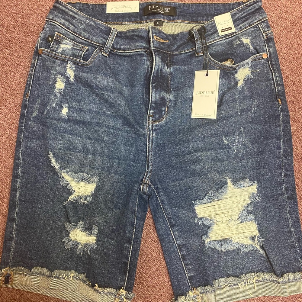 Judy Blue Bermuda Shorts